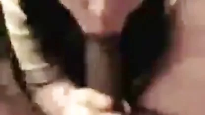 Ini adalah video kontol artis indonesia tempat suci untuk bercinta di kamar mandi