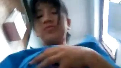 Bagian dalam video bokeb artis indonesia sepatu ( Le creme)